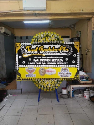 Papan Bunga di Tugu Selatan